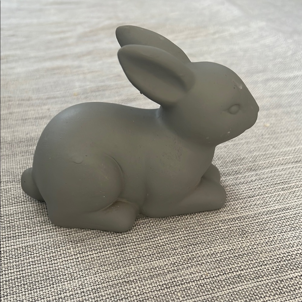 Gray Rabbit Figurines - Picture 4 of 10